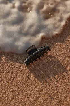 Monday Swimwear Angel Cay & Staniel Cay Hair Clip Set